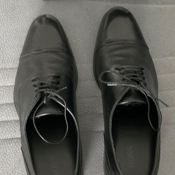 BOSS ITALIAN-MADE LEATHER  BRODERS. BLACK SHOES - Picture 4 of 12